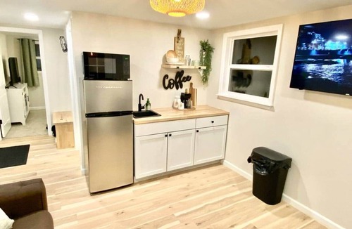 Birch Run Township Cabin | Hidden Oaks Cabin Resort | Boho Cabin | Unit 4