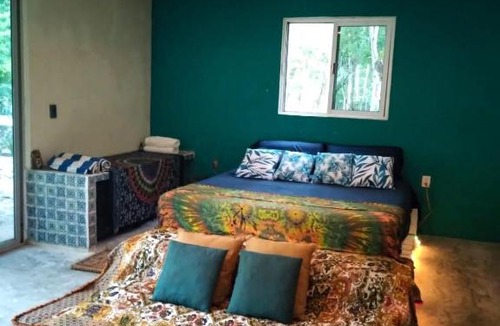 Soliman Bay Cabin | Hidden Oasis Jungle
