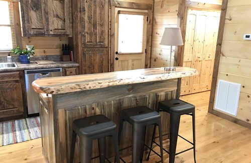 Cherry Log Cabin | Hidden Ridge Hideaway Gilmer Co STRL # 001598