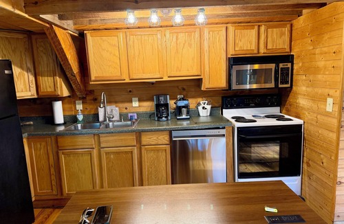 Clyde Cottage | Hidden Rustic cottage in charming Clyde perfect for relaxing getaway