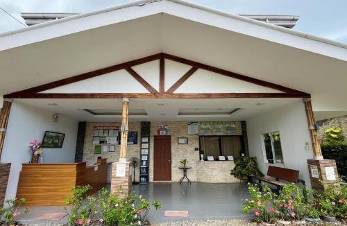 Pinamungajan Resort | Hidden Valley Beach Resort