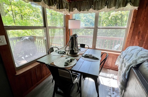 Mountain View Cabin | Hideaway Cabin