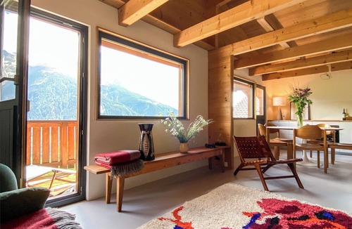 Martisberg Apartment | Hideaway Chalet Faazihaus in Ruhiger Panoramalage
