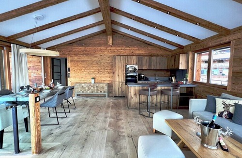 Reith bei Kitzbuehel Ski Chalet | Hideaway Design Chalet
