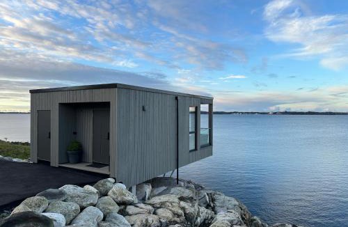 Herdla Apartment | Hideaway Herdla luxurious cabins 15 m above the sea