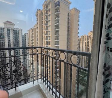 Ghaziabad Apartment | Hideaway Nest