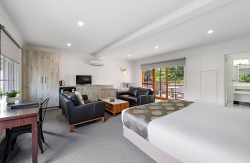 Launceston CBD Hotel | Hideaway on George