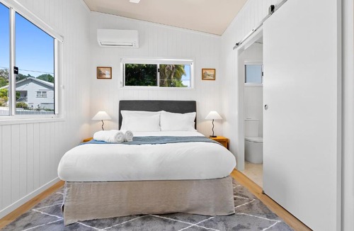 The Range House | Hideaway on James - Full Kitchen & Ensuite, Near Hospitals & Quiet