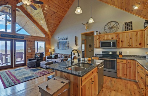 Unaka Cabin | Hideaway Ridge Cabin