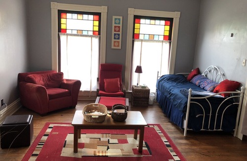 Oberlin Apartment | HIdeaway steps from downtown Oberlin & College/Conservatory