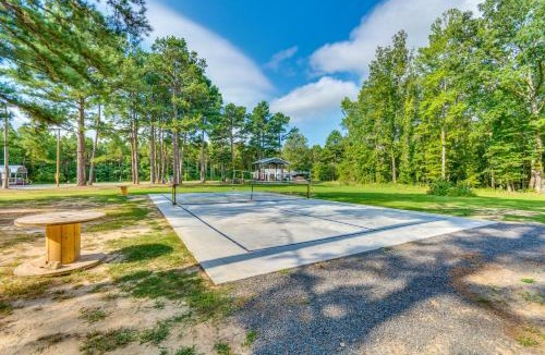Higden Apartment | Higden Studio Cottage < 1 Mi to Greers Ferry Lake