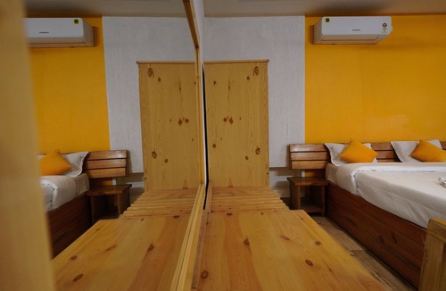 Shivpuri Resort | High Bank Himalayan Retreat Eco Resort