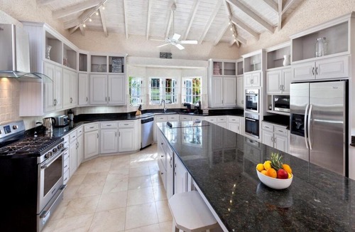 Holder's Hill Villa | High Breeze