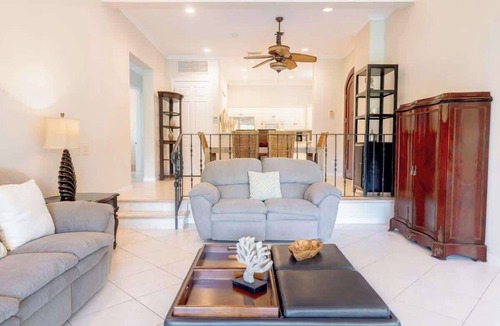 Herradura Apartment | High-Ceiling Condo Nestled in Treetops @Los Sueños