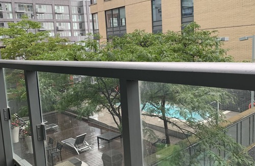 Fashion District Condo | High-Ceiling Condo in Downtown Toronto