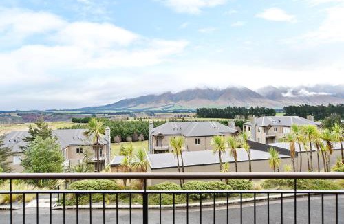 Windwhistle Apartment | High Country Villa 250 - Terrace Downs