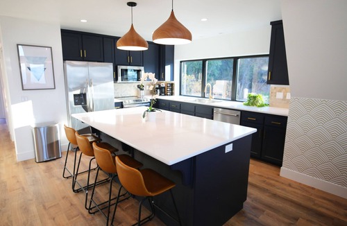 Oakhurst House | High End A-Frame - Hot tub - Awesome Views - Yosemite - Bass Lake - EV Charger