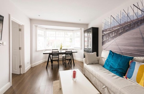 Colindale Apartment | High End Apartments
