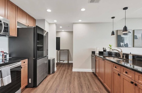 South Eola Apartment | High-End Downtown Orlando Penthouse with Patio