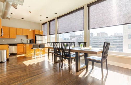 Market East District Apartment | High End Downtown Indy 1BR Walk to Gainbridge Fieldhouse