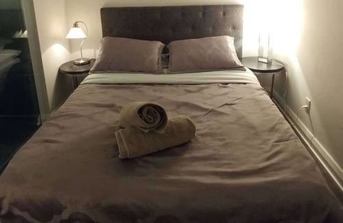 Bloor-Yorkville Condo | High End Toronto Downtown Condo (Bay/Museum station)