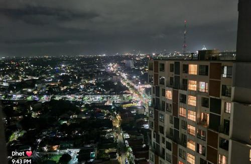 Bago Bantay Apartment | High-Floor Studio with City Views- Skystay 3803 by D