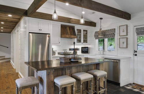 Highlands House | High Noon: Modern Mountaintop Home w 2 Covered Porches, Firepit | Pet Friendly