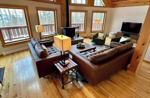 Keene House | High Peaks Mountain Retreat - Trū North Lodge