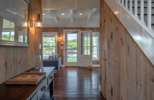 Quidnet House | "High Point" - Compound situated on nearly 4 acres in Quidnet