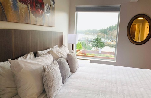 Quathiaski Cove Hotel | High Point Resort