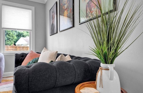 University District House | High Point Terrace Bungalow