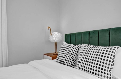 University District House | High Point Terrace Bungalow