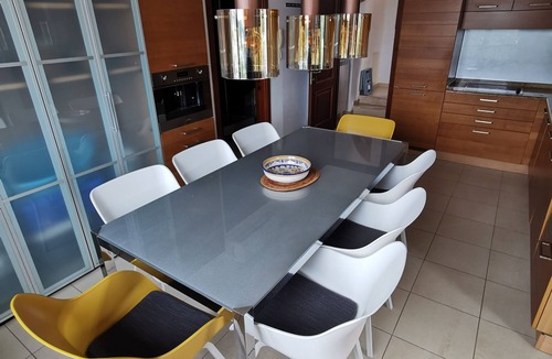 Bordighera House | High-quality villa with pool on idyllic plot with sea and mountain views)