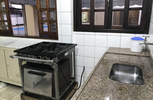 Peruibe House | HIGH STANDARD, 6 SUITES WITH AIR CONDITIONING, LARGE POOL, PRIVILEGED LOCATION