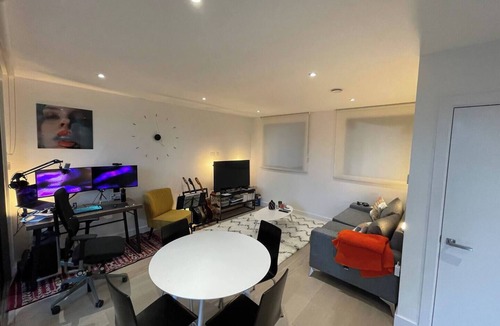 Spitalfields Apartment | High Standing Flat Spitalfields/liverpool st