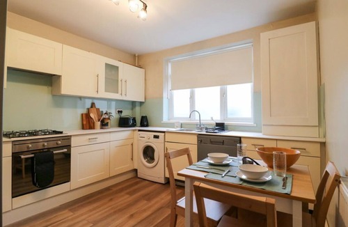 Whitstable Apartment | High Tide, Whitstable