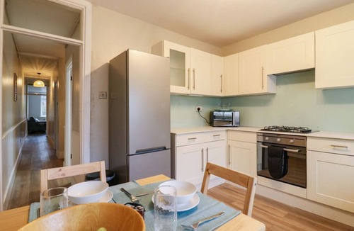 Whitstable Apartment | High Tide, Whitstable