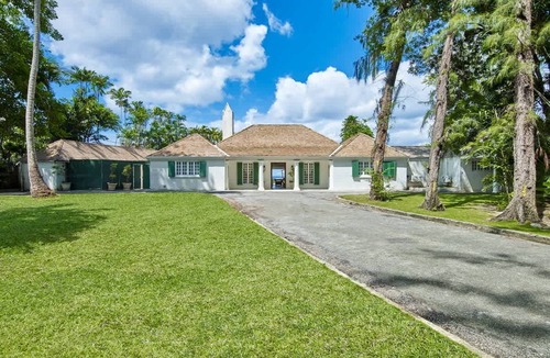 Gibbs Bay House | High Trees (4 bedrooms)