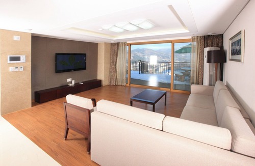 Gohan Apartment | High1 Condominium