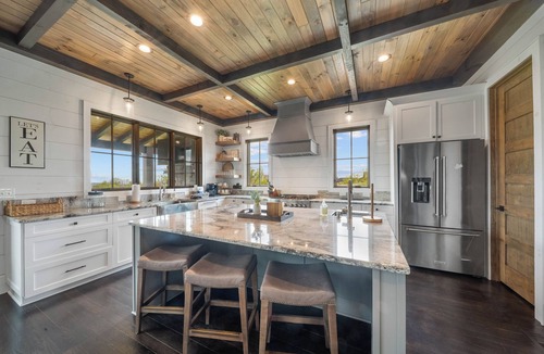 Banner Elk Cabin | Higher Ground at Eagles Nest | Luxury Mountain Home with hot tub, fire pit