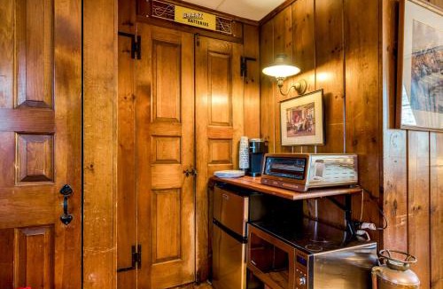 Norwalk Apartment | Highland Ave