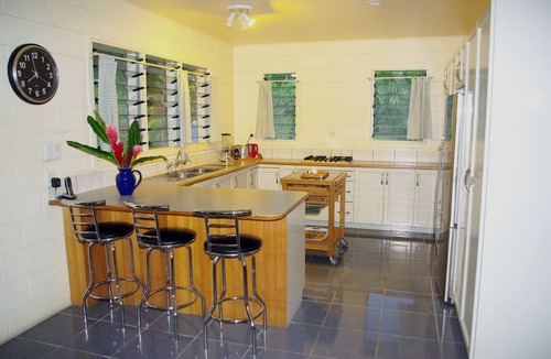 Apia House | Highland Hideaway above Apia nestled in your own private little valley