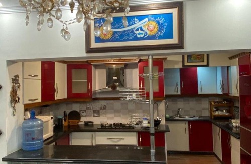 Karachi Apartment | Highland Lodge