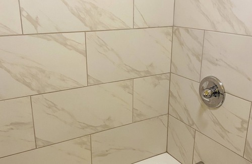 Athens Hotel | Highlander Motel