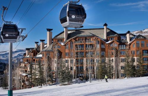 Highlands Townhomes Apartment | Highlands Slopeside