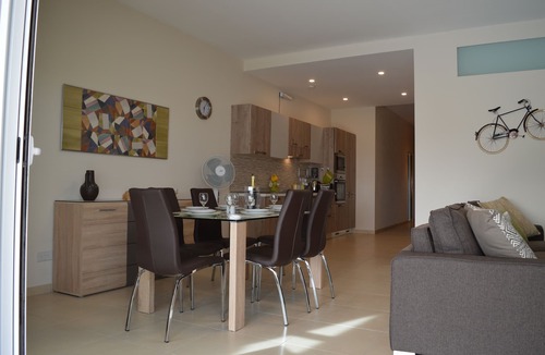 Qala Apartment | highly finished Ground/floor maisonette with private pool and country/sea view