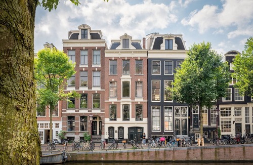 Canal Ring Apartment | Highly Luxurious & Fancy 7-star Apartment in the City