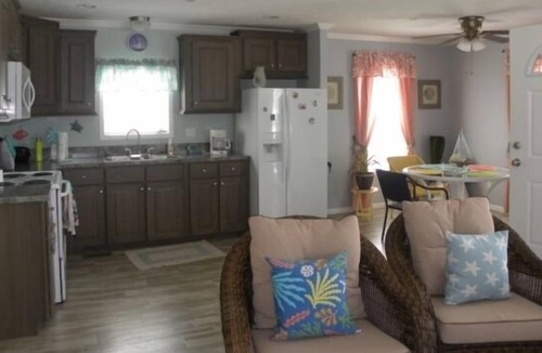 Montego Bay House | Highly sought after Montego Bay Community, Pools, Tennis, off of 130th street in North Ocean City MD