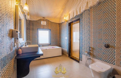 Kanoi Hotel | Highness Desert Camp