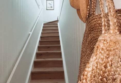 Corlette Apartment | HighTide- luxury apartment, almost on the beach.
